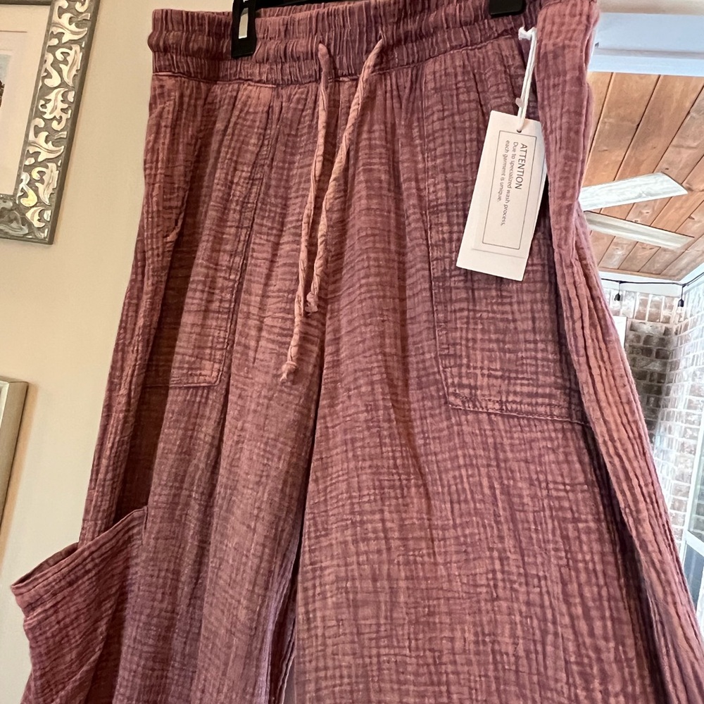 Women's Wide-Leg Drawstring Pants in Dusty Rose - Picture 3 of 4